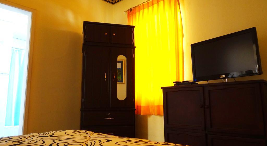 The Yellow House Κίτο Εξωτερικό φωτογραφία